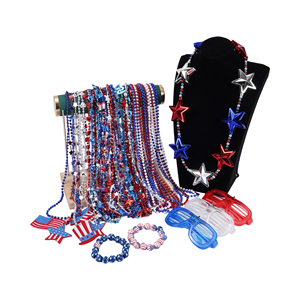 Collier avec pendentif en forme de dollar, design neuf, rouge, blanc, bleu, bijoux fantaisie pour le 4 juillet - Product Image 5