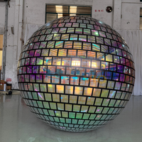 Décoration de boîte de nuit, boule disco flottante, ballon miroir réfléchissant gonflable, énorme boule disco miroir gonflable pour la décoration