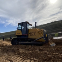 Nouveau Bulldozer Chenillé Hydraulique ShanBo de 10 à 13 Tonnes avec Ripper, Haute Performance, pour le Déplacement de Terre