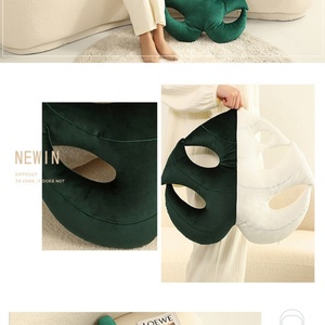 Coussin décoratif en peluche en forme de feuilles de Monstera, thème jungle, vert, pour la maison, vente en gros - Product Image 6