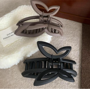 Bán buôn mới nhấ<span class=keywords><strong>t</strong></span> thời trang phong cách bướm <span class=keywords><strong>Shape</strong></span> Hollow Out nhựa <span class=keywords><strong>t</strong></span>óc Claw Clips - Product Image 3