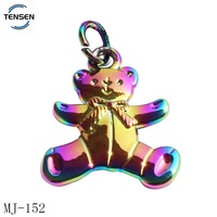 Vente en gros d'étiquettes de bijoux en métal gravées de nom noir forme ovale collier disque pendentif Logos pour cadeau