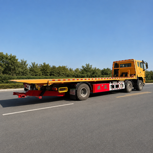 Camion de dépannage à plateau plat HOWO 4x2, véhicule de récupération léger avec treuil pour le sauvetage en cas d'accident automobile et l'assistance routière - Product Image 4