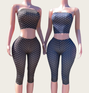 Viviblook J26ST120 Ensemble deux pièces pour femme, style décontracté d'été, haut sans bretelles à imprimé pois sexy et pantalon court moulant - Product Image 1