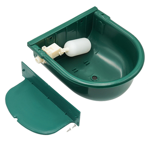 Abbeveratoio in Plastica per Bestiame e Cavalli, Serbatoio d'Acqua Verde Automatico per Mucche - Product Image 6