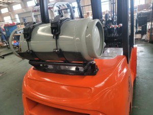 Montacargas de GLP de la Marca Heli, Disponible OEM, 4T 5T <span class=keywords><strong>6T</strong></span>, Elevación de 4-6 m, Alimentado por Propano, para Interiores y Exteriores, Fabricante de Montacargas - Product Image 6