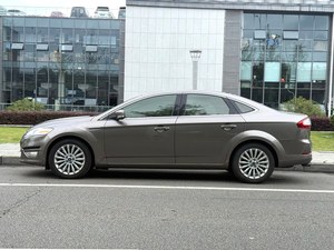 Ford Mondeo Zhisheng <span class=keywords><strong>2011</strong></span> 2.0T GTDi200 Sportive Berline Intermédiaire Turbo Automatique d'Occasion - Product Image 4