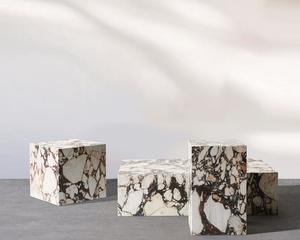 Table d'appoint d'angle en marbre Calacatta, bloc de socle, table haute, prix de gros - Product Image 2