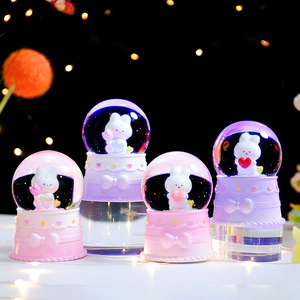 Adornos creativos y lindos con forma de conejo, mini bolas de cristal, adornos de escritorio para niños, luces nocturnas, artesanía al por mayor - Product Image 1