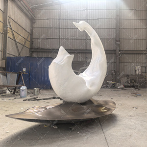 Sculpture de lune abstraite en acier inoxydable, à poser au sol en extérieur, faite à la main, de forme irrégulière, pièce d'art décorative - Product Image 5