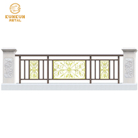 Rampe d'escalier moderne en métal noir et aluminium Beau design pour terrasse de villa et balcon Système de rambarde de pont décoratif