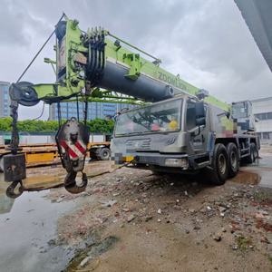 Seguro y confiable ZOOMLION ZTC800V6 80 toneladas Grúa de automóvil usado Tecnología de <span class=keywords><strong>control</strong></span> de ruido Sistema de seguridad redundante Grúa de cubo aéreo - Product Image 1