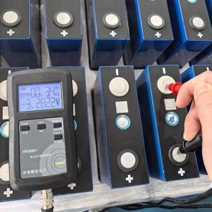 แบตเตอรี่ Lifepo4 ใหม่เอี่ยม เกรด A ราคาส่ง 3.2v 100ah รุ่น GSP50160119F เซลล์ลิเธียม - Product Image 3