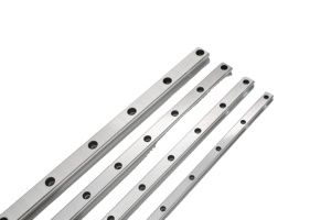 Rail de guidage en acier inoxydable de haute précision, longueur personnalisée pour systèmes d'automatisation (OEM/ODM) - Product Image 4
