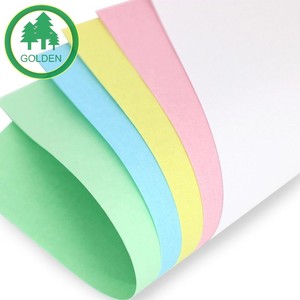 Papier autocopiant à prix compétitif, feuilles NCR, factures, reçus, documents, bons de livraison pour une utilisation continue en entreprise - Product Image 2