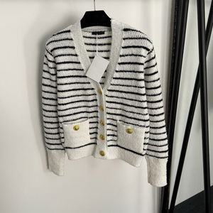 <span class=keywords><strong>Cardigan</strong></span> lavorato a maglia a maniche lunghe da donna con motivo a testa di leone e scollo a V color <span class=keywords><strong>oro</strong></span> nuovo arrivo - Product Image 3