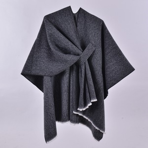 Autunno inverno all'ingrosso da donna aperta davanti a croce semplice mantelle in tinta unita in Cashmere in acrilico poncho alla moda scialli tradizionali - Product Image 5