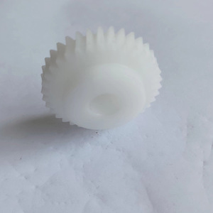 Engranajes de Nylon Yuchu Hechos a Medida para Aplicaciones de Transmisión Industrial - Product Image 2