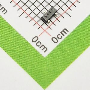 new&original BAT54S,215 SOT-23 Diodes Schottky Diodes 250mW 200mA 800mV 30V - Product Image 1