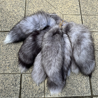 Porte-clés en fourrure de renard naturelle, fourrure chic Y2K 2026, magnifique accessoire, longueur 40 cm, porte-clés de voiture pour femmes