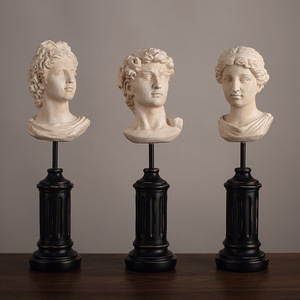 Sculptures de portraits rétro européennes en résine, lot de 3, pour décoration artistique de table et de maison - Product Image 1