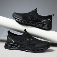 Chaussures de course pour hommes, grande taille, respirantes, en tissu mesh, avec semelle EVA, lacets souples, style sportif printemps-été, chaussures de marche
