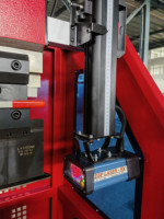 Prensa Plegadora Hidráulica CNC Delem DA69T de 220 Toneladas y 4000 mm, Máquina de Plegado de Chapa Metálica de 6+1 Ejes