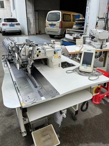 Machine à coudre industrielle automatique Jukis APW-895 pour poches à rabat - Product Image 2