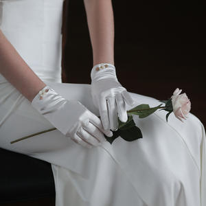 2312 WG051 nouveau blanc court épais satin feuilles fleur robe de mariée dîner gants de fête bijoux en gros - Product Image 5