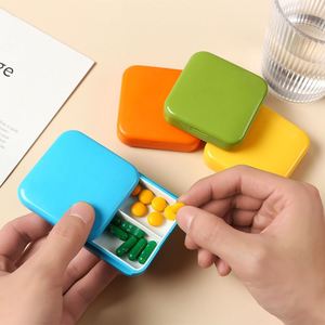 Pastillero Portátil Creativo Mini de 2 Compartimentos con Deslizamiento para Medicamentos Diarios y Regalos Promocionales - Product Image 3