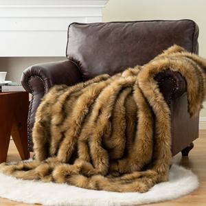 Antiolor hecho a mano Handcarted Grey Tan Luxury Wolf <span class=keywords><strong>Shag</strong></span> Faux Fur <span class=keywords><strong>Dog</strong></span> Throw Manta para gatos conejillos de indias - Product Image 6