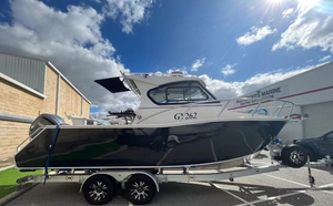 Barco <span class=keywords><strong>de</strong></span> Pesca <span class=keywords><strong>de</strong></span> <span class=keywords><strong>Alta</strong></span> Calidad <span class=keywords><strong>de</strong></span> 25 pies, Modelo Profisher 2025, Embarcación <span class=keywords><strong>de</strong></span> Aluminio Negra, Yate Económico con Cabina Abierta en Venta - Product Image 4