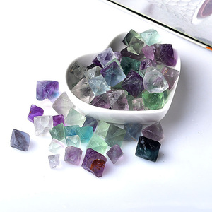 Quarzo caduto ghiaia cristallo Fluorite ottaedro guarigione pietra <span class=keywords><strong>di</strong></span> roccia per la decorazione domestica - Product Image 2