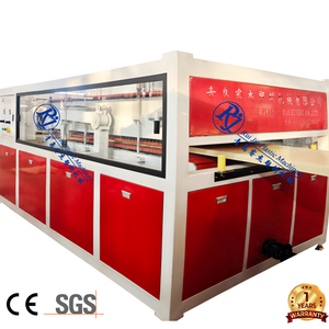 Línea de Producción de Equipos para Paneles Huecos de Tablero de Puerta de Madera WPC de PVC de 1000 mm de Ancho, Maquinaria de Extrusión - Product Image 5