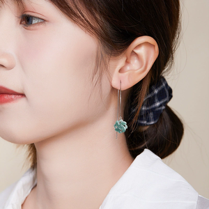 Pendientes de plata S925 con jadeíta natural auténtica y piedra preciosa verde claro - amuleto de la suerte. Joyería de alta gama para las orejas de mujer - Product Image 2