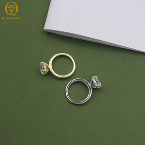Bague en or 18 carats avec diamant de laboratoire taille ronde classique pour femme, design minimaliste, option or blanc, couleur D, VVS, certifiée IGI, bijoux - Product Image 1