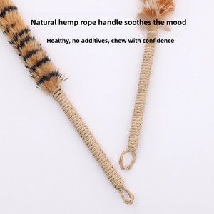Jouet pour <span class=keywords><strong>chat</strong></span> en forme de plume de dessin animé, long et réaliste, avec corde en chanvre naturel et manche en bois, interactif, durable, résistant aux morsures, pour le nettoyage des dents - Product Image 3