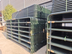 ประตูรั้วเหล็กกล้าคาร์บอนชุบสังกะสี Magnum Livestock Panel Frame <span class=keywords><strong>Gate</strong></span> สำหรับความปลอดภัยในฟาร์ม บ้าน สนามหญ้า และพื้นที่กลางแจ้ง สไตล์ยุโรป - Product Image 3