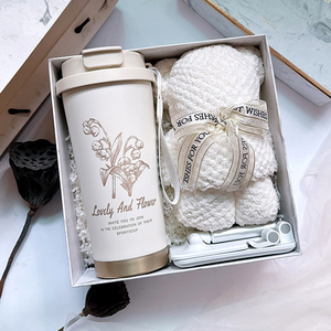 Ensemble tasse à café et batterie externe personnalisée avec logo Muguet, cadeau littéraire pour la Saint-Valentin, commémoration de voyage, nouveauté - Product Image 2