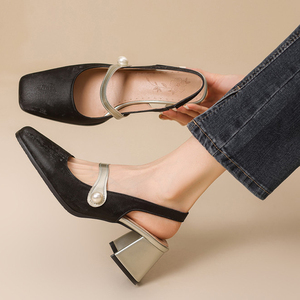 Sandales en satin à bout carré pour femme, grande taille 48, avec bride arrière, talons épais de 6 cm, coupe large, boucle perlée, idéales pour les soirées - Product Image 4