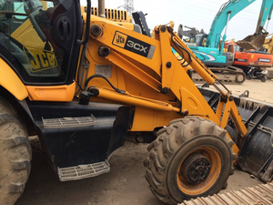 รถตักล้อยาง JCB 3CX ปี 2015 มือสอง 15 ตัน 2500 ชั่วโมง ใช้เครื่องยนต์ Doosan ปั๊ม Bosch Rexroth เกียร์แบร์ริง 92 กิโลวัตต์ - Product Image 4