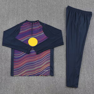 ชุดฝึกซ้อมฟุตบอลแบบขายส่งสั่งทำพิเศษ แขนยาว คอกลม ผลิตจากโพลีเอสเตอร์/ไนลอน พิมพ์ลายด้วยความร้อน เสื้อฟุตบอลผู้ชาย - Product Image 4