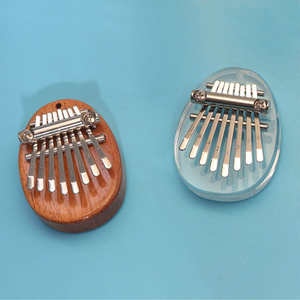Kalimba Miniatura de 8 Notas - Piano de Pulgar Portátil de Madera Transparente para Principiantes y Entusiastas de la Música - Product Image 6