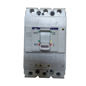 Disjoncteur magnéto-thermique à boîtier moulé (MCCB) AB 140G-G2C3-D10 100A 3 pôles 25kA, cadre G, 690V IEC - Product Image 1