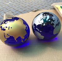 Globe Terrestre en Verre Cristal Bleu, Vente en Gros Usine, Gravure 3D Personnalisée, Marque HDW, Cadeau de Mariage avec Emballage Cadeau