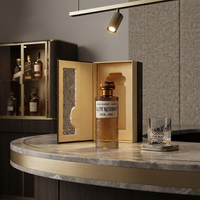 Caja de Regalo de Lujo Personalizada para Licores, Estuche Rígido Marrón con Detalles en Mármol Dorado para Whisky y Marcas de Prestigio