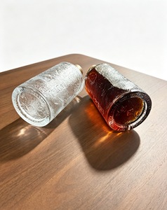 Vente en gros d'usine - Bouteille <span class=keywords><strong>de</strong></span> vin en verre cristallin <span class=keywords><strong>de</strong></span> 750 ml, soufflée à la main, avec bouchon en <span class=keywords><strong>bois</strong></span> pour whisky, bourbon, <span class=keywords><strong>liqueur</strong></span> <span class=keywords><strong>de</strong></span> fruits - Product Image 3