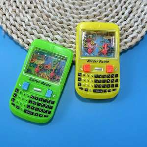 Distributeur d'eau simulé en forme de téléphone portable, jouet éducatif de lancer d'anneaux, jouet modèle de téléphone portable, 2 yuans l'unité, pour vendeurs de rue - Product Image 3