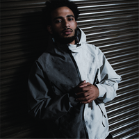 Maßgefertigte Nylon-Taslan-Jacke mit Wasserreaktivität, Wasserdicht, Vollständig Versiegelte Nähte, Outdoor-Hydrochromic-Jacke