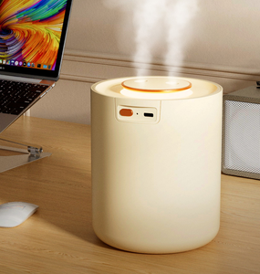 Mini Humidificador Recargable Portátil USB con Vapor Frío, 3 Modos y Luz LED para Hogar, Oficina, Dormitorio, Aceite Esencial - Product Image 1